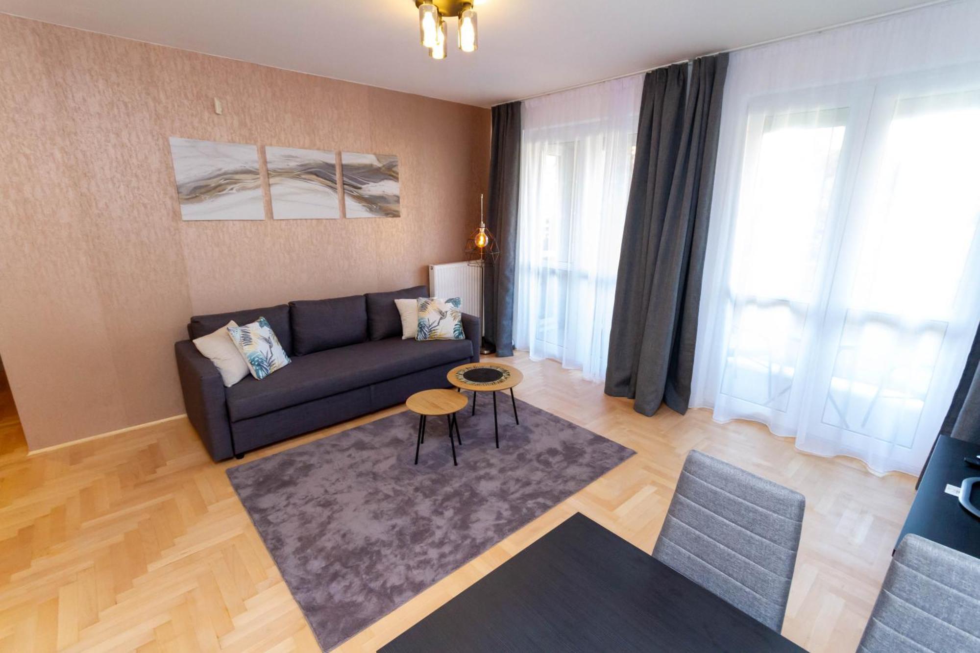 Gozsdu White Raven 105 - Free Parking, Terrace Appartamento