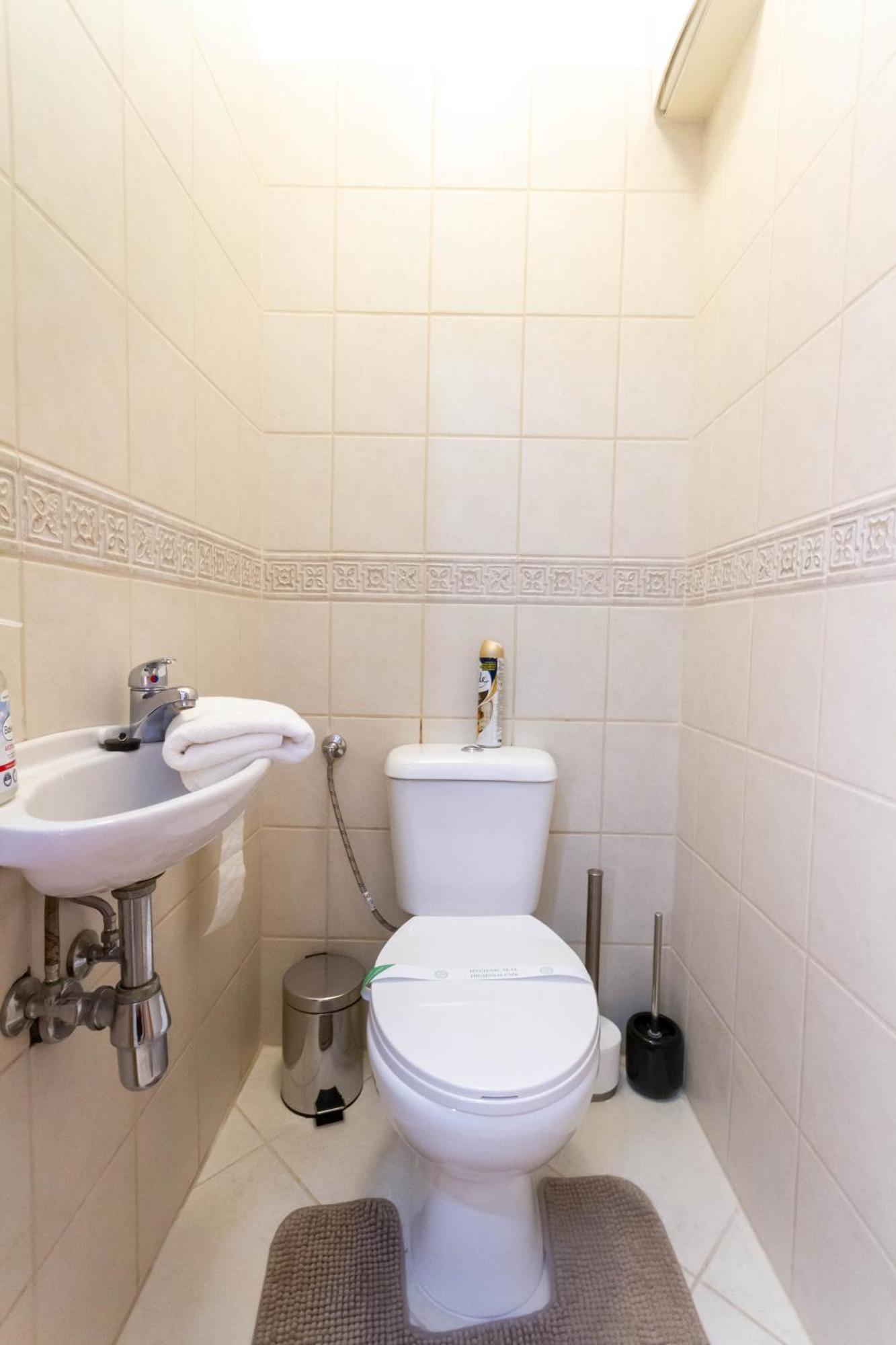 Gozsdu White Raven 105 - Free Parking, Terrace דירה