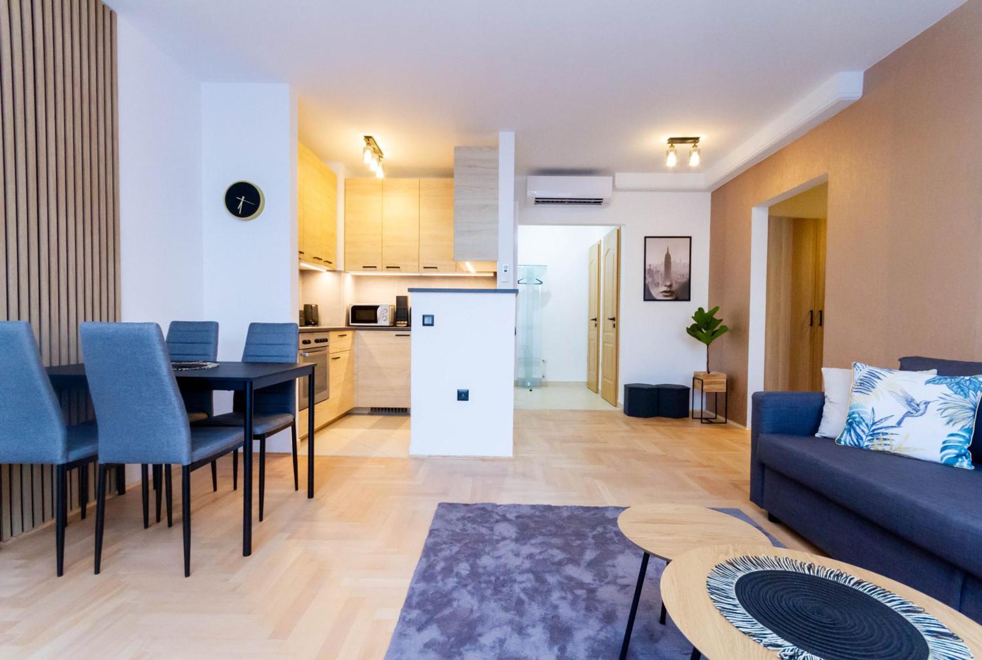 דירה Gozsdu White Raven 105 - Free Parking, Terrace